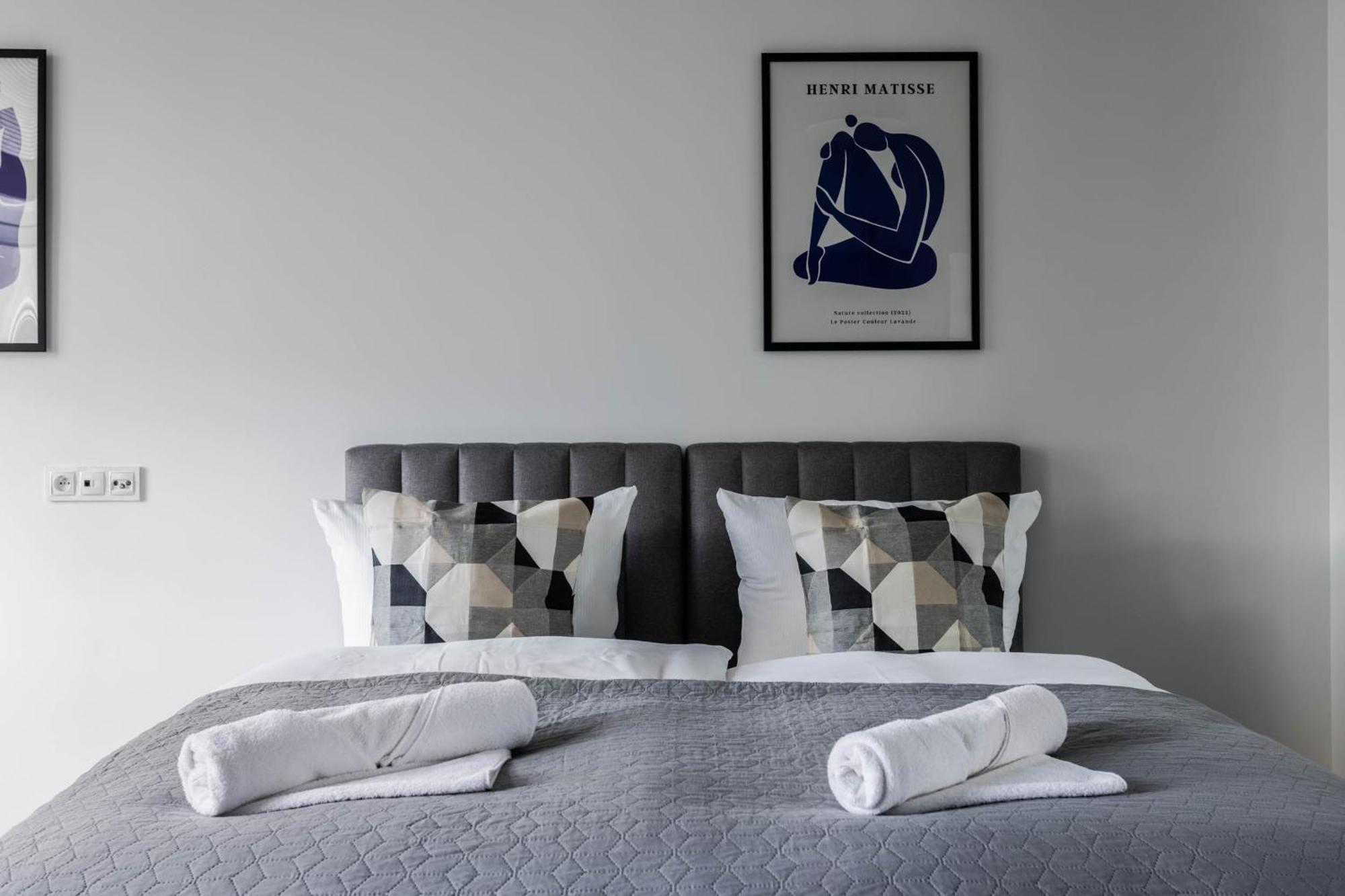 Przytulne I Komfortowe Studia Very Berry W Poznaniu By Noclegi Renters Exterior photo